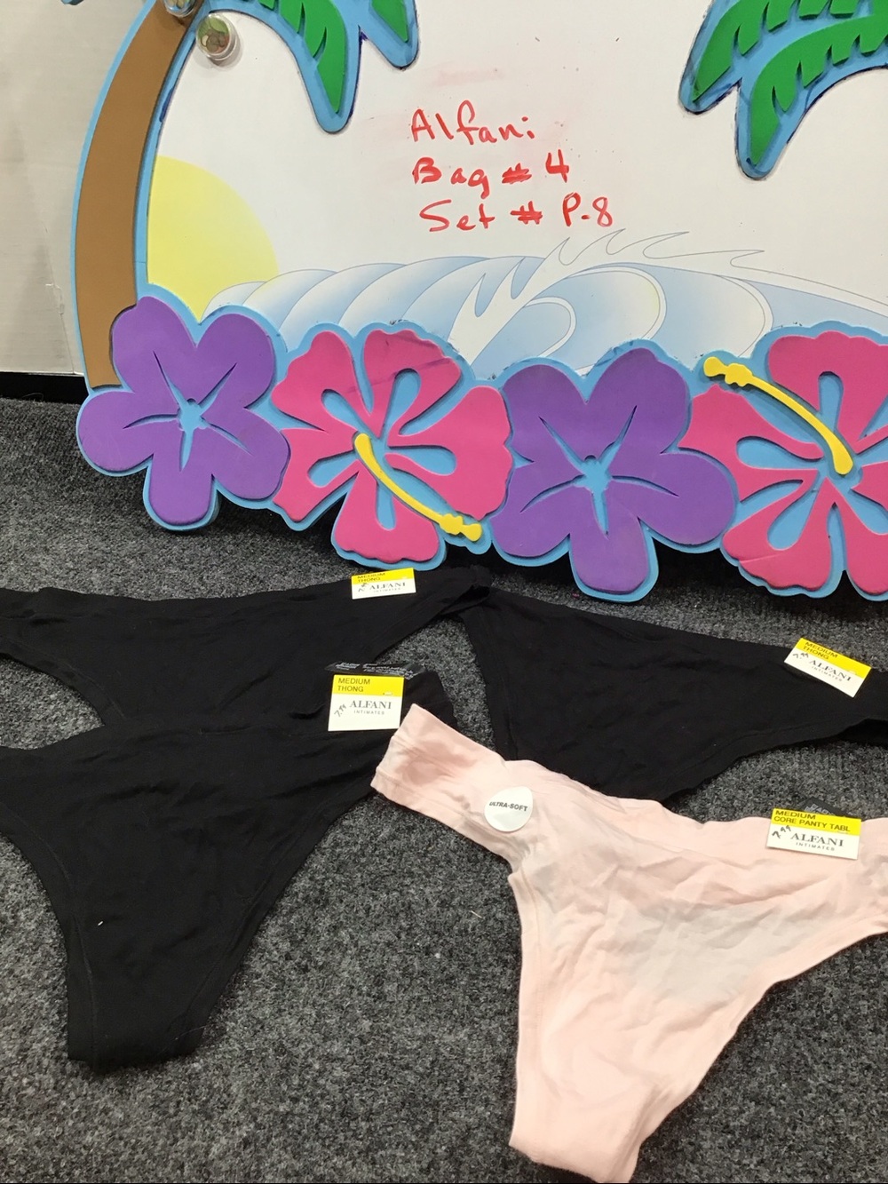 Alfani Intimates Set of 4 thong  panties size M NWT